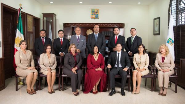 H. XIII Ayuntamiento de los Cabos
